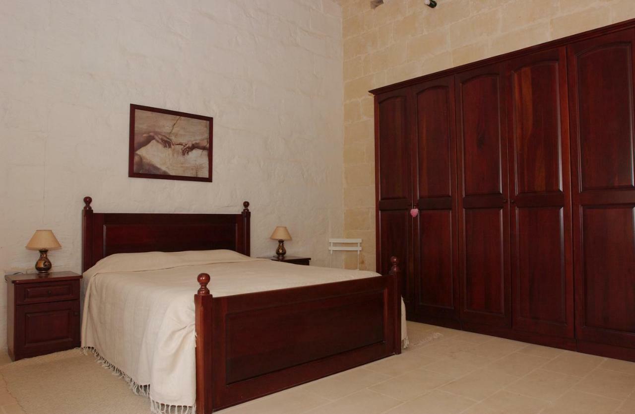 Tal-Masklu Farmhouse Gharb  Exterior photo