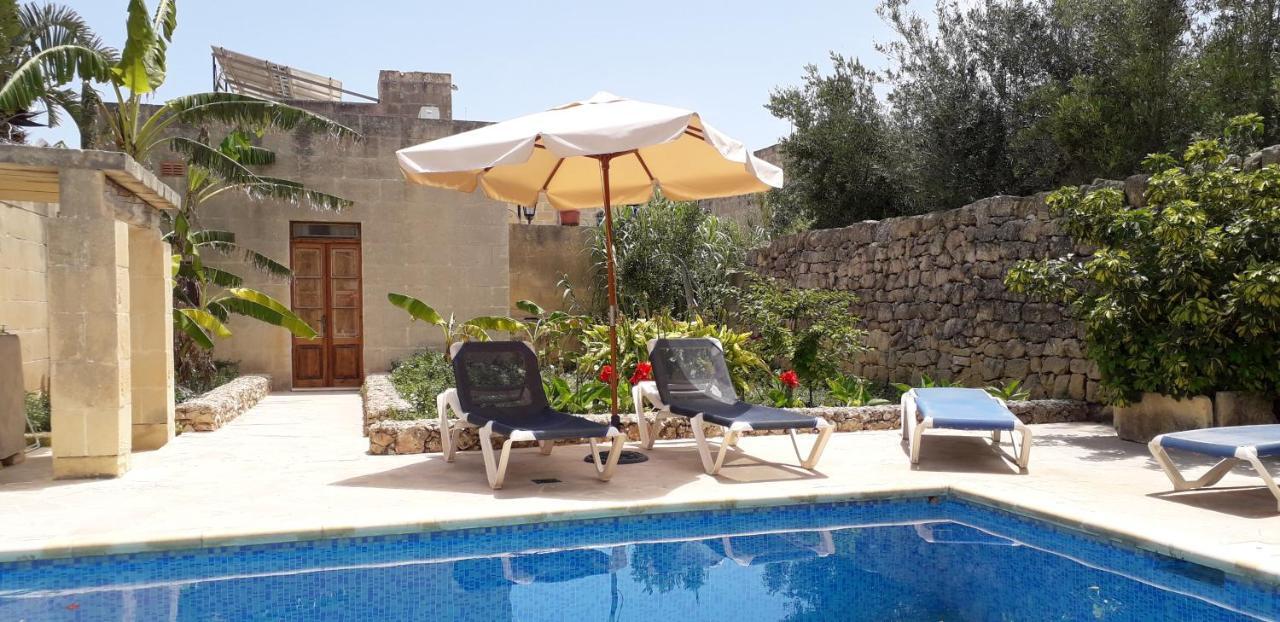 Tal-Masklu Farmhouse Gharb  Exterior photo
